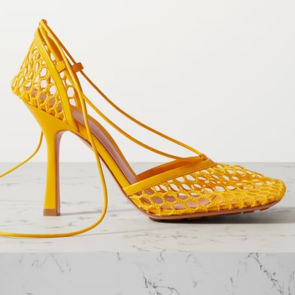 Bottega Veneta Shoes - Bottega Veneta Lace-up mesh pumps